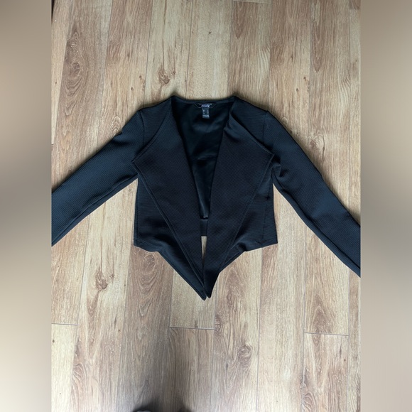 Black asymmetrical blazer - Picture 1 of 2